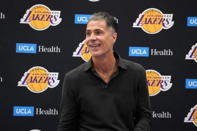 杨瀚森17+18青岛击败山西 周鹏29分深圳胜福建