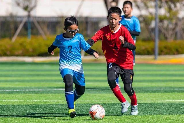 约基奇40+10掘金加时险胜猛龙 公牛逆转胜灰熊